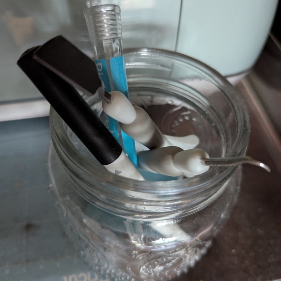 Cricut Explore 2 Mint - Machine and Accessories - Picture 2 of 6